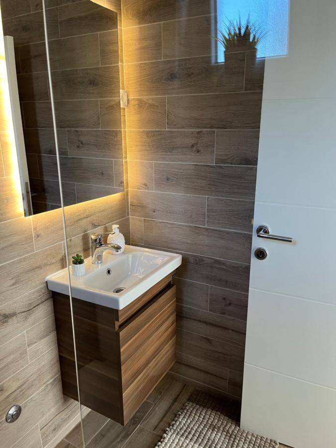 Apartmani Tesla โซโคบานยา ภายนอก รูปภาพ