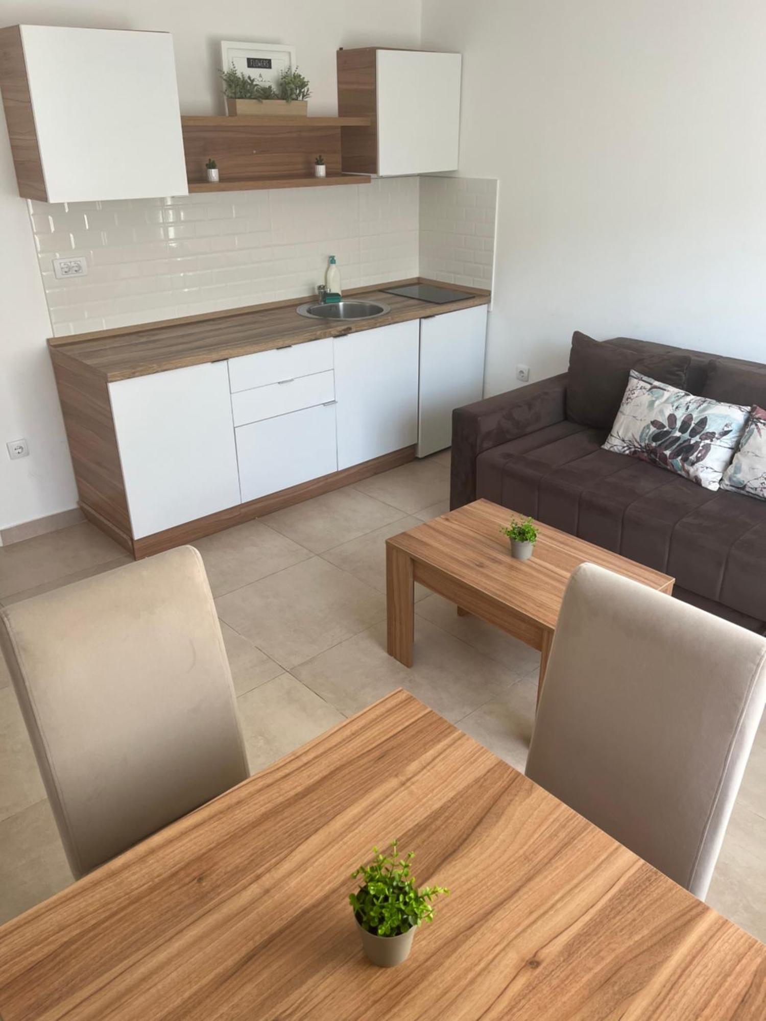 Apartmani Tesla โซโคบานยา ภายนอก รูปภาพ